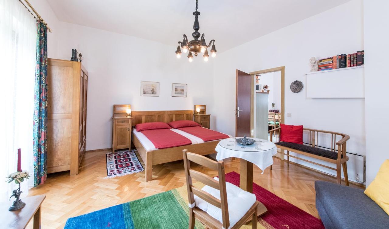 Ferienwohnungen Pickert Пёрчах-ам-Вёртерзе Экстерьер фото